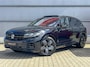 Volkswagen Touareg R 3.0 TSI eHybrid 462pk 4MOTION | SoH 100% | Luchtvering | Panoramadak | Lederen bekleding