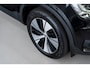 Volvo XC40 B4 197PK Momentum Pro | Trekhaak | Elec Stoelen | Getint Glas | Camera | Adap Cruise