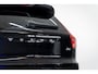 Volvo XC40 B4 197PK Momentum Pro | Trekhaak | Elec Stoelen | Getint Glas | Camera | Adap Cruise