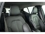 Volvo XC40 B4 197PK Momentum Pro | Trekhaak | Elec Stoelen | Getint Glas | Camera | Adap Cruise