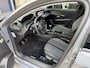 Peugeot 208 1.2 Turbo 100 PK Allure | Navigatie via Telefoon | All Season banden | 360 Graden Camera | LED Verlichting | Climate Control | Dode Hoek Detectie | Voor + Achter Parkeersensoren | 16" Lichtmetalen Velgen |
