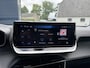 Peugeot 208 1.2 Turbo 100 PK Allure | Navigatie via Telefoon | All Season banden | 360 Graden Camera | LED Verlichting | Climate Control | Dode Hoek Detectie | Voor + Achter Parkeersensoren | 16" Lichtmetalen Velgen |