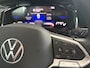 Volkswagen Polo 1.0 TSI Life Edition Achteruitrijcamera - Airco - Apple carplay - Draadloze telefoonoplader - Parkeersensor achter - Radio - Licht metalen velgen 15 inch - Navigatie - Radio - Cruise control - Elektrische ramen - Bluetooth - Led verlichting - Regensensor - start/stop systeem - stuurwiel multifunctioneel - Stoffen bekleding