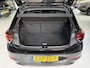 Volkswagen Polo 1.0 TSI Life Edition Achteruitrijcamera - Airco - Apple carplay - Draadloze telefoonoplader - Parkeersensor achter - Radio - Licht metalen velgen 15 inch - Navigatie - Radio - Cruise control - Elektrische ramen - Bluetooth - Led verlichting - Regensensor - start/stop systeem - stuurwiel multifunctioneel - Stoffen bekleding