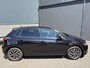 Volkswagen Polo 1.0 TSI Life Edition Achteruitrijcamera - Airco - Apple carplay - Draadloze telefoonoplader - Parkeersensor achter - Radio - Licht metalen velgen 15 inch - Navigatie - Radio - Cruise control - Elektrische ramen - Bluetooth - Led verlichting - Regensensor - start/stop systeem - stuurwiel multifunctioneel - Stoffen bekleding