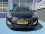 Hyundai i30 1.6 CRUISE NAVI TREKHAAK STOELVER. PDC. PANODAK