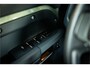 Land Rover Defender 110 2.0 P400e 110 X-Dynamic HSE Stoelventilatie Koelbox HUD Trekhaak Panorama