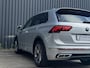 Volkswagen Tiguan 1.5 TSI R-Line 150 pk Elektr Leder, Panoramadak, BTW