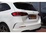 Mercedes-Benz B-klasse B250e 218PK AUTOMAAT AMG NIGHT Navi | Sfeerverl. | Stoelverw. | Widescreen | Clima | Cruise | 18 Inch Lm |