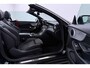 Mercedes-Benz C-klasse Cabrio 200 Edition 1 | AMG-Line | Nekverwarming | Dodehoekassistent | Parkeerassistent | Stoelverwarming | LED | 18 Inch AMG