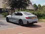BMW 3-Serie 330e | Iconic Glow Nieren | M-Pakket | Panoramadak | Trekhaak | 360 Camera | Sfeerverlichting | Harman Kardon |