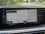 BMW 3-Serie 330e | Iconic Glow Nieren | M-Pakket | Panoramadak | Trekhaak | 360 Camera | Sfeerverlichting | Harman Kardon |