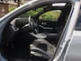 BMW 3-Serie 330e | Iconic Glow Nieren | M-Pakket | Panoramadak | Trekhaak | 360 Camera | Sfeerverlichting | Harman Kardon |