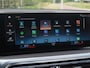 BMW 3-Serie 330e | Iconic Glow Nieren | M-Pakket | Panoramadak | Trekhaak | 360 Camera | Sfeerverlichting | Harman Kardon |