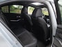 BMW 3-Serie 330e | Iconic Glow Nieren | M-Pakket | Panoramadak | Trekhaak | 360 Camera | Sfeerverlichting | Harman Kardon |