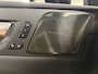 Volvo XC60 T6 AWD Recharge Plus Dark | Trekhaak | Harman Kardon | All Season banden | Stoelverwarming voor+achter | Stuurwielverwarming | Standkachel met Volvo On Call App | Cruise Control | Elektrische voorstoelen geheugen | Lederen bekleding | Zitting verlenging voorstoelen | Schuifdak | Parkeercamera | Google Infotainment | 19 Inch | Keyless Drive | Parkeersensoren voor+achter | Privacy Glass | DAB Radio | Apple Carplay/Android Auto | Draadloos telefoon opladen | Volvo On Call met mobiele App functie | Platinum Grey Metallic |