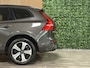 Volvo XC60 T6 AWD Recharge Plus Dark | Trekhaak | Harman Kardon | All Season banden | Stoelverwarming voor+achter | Stuurwielverwarming | Standkachel met Volvo On Call App | Cruise Control | Elektrische voorstoelen geheugen | Lederen bekleding | Zitting verlenging voorstoelen | Schuifdak | Parkeercamera | Google Infotainment | 19 Inch | Keyless Drive | Parkeersensoren voor+achter | Privacy Glass | DAB Radio | Apple Carplay/Android Auto | Draadloos telefoon opladen | Volvo On Call met mobiele App functie | Platinum Grey Metallic |