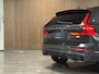 Volvo XC60 T6 AWD Recharge Plus Dark | Trekhaak | Harman Kardon | All Season banden | Stoelverwarming voor+achter | Stuurwielverwarming | Standkachel met Volvo On Call App | Cruise Control | Elektrische voorstoelen geheugen | Lederen bekleding | Zitting verlenging voorstoelen | Schuifdak | Parkeercamera | Google Infotainment | 19 Inch | Keyless Drive | Parkeersensoren voor+achter | Privacy Glass | DAB Radio | Apple Carplay/Android Auto | Draadloos telefoon opladen | Volvo On Call met mobiele App functie | Platinum Grey Metallic |