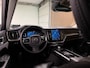 Volvo XC60 T6 AWD Recharge Plus Dark | Trekhaak | Harman Kardon | All Season banden | Stoelverwarming voor+achter | Stuurwielverwarming | Standkachel met Volvo On Call App | Cruise Control | Elektrische voorstoelen geheugen | Lederen bekleding | Zitting verlenging voorstoelen | Schuifdak | Parkeercamera | Google Infotainment | 19 Inch | Keyless Drive | Parkeersensoren voor+achter | Privacy Glass | DAB Radio | Apple Carplay/Android Auto | Draadloos telefoon opladen | Volvo On Call met mobiele App functie | Platinum Grey Metallic |