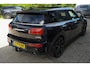 MINI Clubman 2.0 Cooper S Chili Serious Business Chilli LEER/PANO/LED/STOEL VERW/VERW VOORRUIT/SPORTSTOEL/NAVI PRO/TREKHAAK