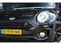 MINI Clubman 2.0 Cooper S Chili Serious Business Chilli LEER/PANO/LED/STOEL VERW/VERW VOORRUIT/SPORTSTOEL/NAVI PRO/TREKHAAK