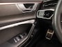 Audi A6 55 TFSI e Quattro S-Line Competition 367Pk Automaat (PANORAMADAK, CARBON PACK, BANG&OLUFSEN, APPLE CARPLAY, CAMERA, MEMORY SEATS, GETINT GLAS, HEAD-UP DISPLAY, ADAPTIVE CRUISE, SFEERVERLICHTING, NIEUWSTAAT)