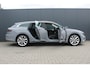Volkswagen Arteon Shooting Brake 1.4 TSI eHybrid Elegance Business+ | Incl. 12 maanden garantie | Trekhaak | Schuif/kantel dak | Stoelen verwarmd | Achteruitrijcamera | Parkeersensoren | Apple carplay/Android auto | Climate control | Adaptive cruise control | Airco | Bluetooth | DAB | Lichtmetalen velgen