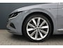 Volkswagen Arteon Shooting Brake 1.4 TSI eHybrid Elegance Business+ | Incl. 12 maanden garantie | Trekhaak | Schuif/kantel dak | Stoelen verwarmd | Achteruitrijcamera | Parkeersensoren | Apple carplay/Android auto | Climate control | Adaptive cruise control | Airco | Bluetooth | DAB | Lichtmetalen velgen
