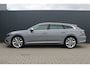Volkswagen Arteon Shooting Brake 1.4 TSI eHybrid Elegance Business+ | Incl. 12 maanden garantie | Trekhaak | Schuif/kantel dak | Stoelen verwarmd | Achteruitrijcamera | Parkeersensoren | Apple carplay/Android auto | Climate control | Adaptive cruise control | Airco | Bluetooth | DAB | Lichtmetalen velgen