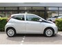 Toyota Aygo 1.0 VVT-i x-play | Rijklaar | Apple/Android | ''Trekhaak'' | PDC | DAB+ | Bluetooth | Camera | Airco | 5-Drs