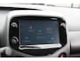 Toyota Aygo 1.0 VVT-i x-play | Rijklaar | Apple/Android | ''Trekhaak'' | PDC | DAB+ | Bluetooth | Camera | Airco | 5-Drs