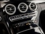 Mercedes-Benz C-klasse 200 AMG Sport 184Pk Automaat (APPLE CARPLAY, GROOT NAVI, STOELVERWARMING, LEDER, ZWART HEMEL, SPORTSTOELEN, SFEERVERLICHTING, GETINT GLAS, NIEUWSTAAT)