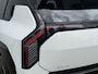 Kia EV3 GT-Line 81.4 kWh | Stoelverwarming voor/achter | stuurverwarming | Dode hoek assistent | Achteruitrijcamera | Elektrische achterklep | Adaptive cruise | Schuif- kanteldak | Carplay | Premium sound system | 19'' Lichtemetalen velgen |