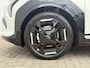 Kia EV3 GT-Line 81.4 kWh | Stoelverwarming voor/achter | stuurverwarming | Dode hoek assistent | Achteruitrijcamera | Elektrische achterklep | Adaptive cruise | Schuif- kanteldak | Carplay | Premium sound system | 19'' Lichtemetalen velgen |