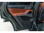 BMW X5 xDrive50e LCI M-sport Pro ACC Pano M Seats Alcantara Hemel Massage Stoelvent. Luchtvering Skyloun, Head Up 360 Kristal HarmanK Trekhaak