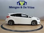 Ford Focus 1.0 First Edition ST Line | Airco ECC | Navigatie | Apple Carplay | Cruise Control | Parkeer Sensoren | Isofix | NAP