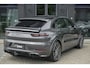 Porsche Cayenne Coupé 4.0 V8 Turbo S 680pk E-Hybrid Panoramadak 4-wielsturing *SOH 94%* Trekhaak PDCC BOMVOL 1e Eigenaar NLauto 22" LMV