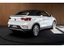 Volkswagen T-Roc Cabrio 1.5 TSI Navi Virtual C. Camera Beats PDC Stuurverwarming LED Stoelverwarming Climate Lederen dashboard LM velgen