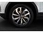 Volkswagen T-Roc Cabrio 1.5 TSI Navi Virtual C. Camera Beats PDC Stuurverwarming LED Stoelverwarming Climate Lederen dashboard LM velgen