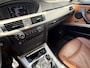 BMW 3-Serie Touring 320d Efficient Dynamics Edition Luxury Line 6 BAK