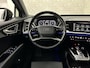 Audi Q4 e-tron 40 77 kWh S-Line #RS-Leder | Black-Edition | ACC | Sfeerverlichting | Virtual-Cockpit | Stoelverwarming | 3-Zone Clima | Virtual-Cockpit | Camera | LED | Getint Glas | Carplay | Autom. Parkeren |