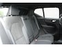 Volvo XC40 Recharge Core 70kWh | All-Season Banden | Stuurverwarming | Stoelverwarming | Connect Microtech/Nubuck Bekleding | Thunder Grey Metallic Lak | Apple Carplay | Android Auto | Preconditioning Met Timerfunctie | Parkeersensoren | Achteruitrijcamera | Lendensteun | Getint Glas Achter | Cruise Control |