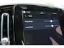 Volvo XC40 Recharge Core 70kWh | All-Season Banden | Stuurverwarming | Stoelverwarming | Connect Microtech/Nubuck Bekleding | Thunder Grey Metallic Lak | Apple Carplay | Android Auto | Preconditioning Met Timerfunctie | Parkeersensoren | Achteruitrijcamera | Lendensteun | Getint Glas Achter | Cruise Control |