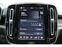 Volvo XC40 Recharge Core 70kWh | All-Season Banden | Stuurverwarming | Stoelverwarming | Connect Microtech/Nubuck Bekleding | Thunder Grey Metallic Lak | Apple Carplay | Android Auto | Preconditioning Met Timerfunctie | Parkeersensoren | Achteruitrijcamera | Lendensteun | Getint Glas Achter | Cruise Control |