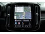 Volvo XC40 Recharge Core 70kWh | All-Season Banden | Stuurverwarming | Stoelverwarming | Connect Microtech/Nubuck Bekleding | Thunder Grey Metallic Lak | Apple Carplay | Android Auto | Preconditioning Met Timerfunctie | Parkeersensoren | Achteruitrijcamera | Lendensteun | Getint Glas Achter | Cruise Control |
