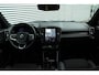 Volvo XC40 Recharge Core 70kWh | All-Season Banden | Stuurverwarming | Stoelverwarming | Connect Microtech/Nubuck Bekleding | Thunder Grey Metallic Lak | Apple Carplay | Android Auto | Preconditioning Met Timerfunctie | Parkeersensoren | Achteruitrijcamera | Lendensteun | Getint Glas Achter | Cruise Control |