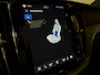 Volvo XC60 B5 Plus Dark | Trekhaak | Schuifdak | Parkeercamera | Stoelverwarming | Lederen Dashboard | Elektrische voorstoelen geheugen | Google Infotainment | R-Design contourstoelen met wit stiksel en bies | Zitting verlenging voorstoelen | Offblack hemelbekleding | Keyelss Drive | 21 Inch | Cruise Control | Elektrisch bedienbare achterklep | Draadloos telefoon opladen | Parkeersensoren voor+achter | Privacy Glass | DAB Radio | Alarm Klasse III | Apple Carplay/Android Auto | Volvo On Call met mobiele App functie | Thunder Grey Metallic |