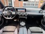 Mercedes-Benz A-klasse 180 Business Solution AMG, Navi, Cruise, panodak, sportstoelen + mem