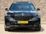 BMW X5 XDRIVE50E M-Sport Sky lounge Luchtvering Panodak 22 Inch Head Up