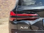 BMW X5 XDRIVE50E M-Sport Sky lounge Luchtvering Panodak 22 Inch Head Up